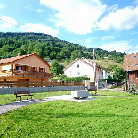 Vue Sur La Montagne Au Centre De