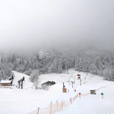 Vue Sur La Montagne Au Centre De Apartamento