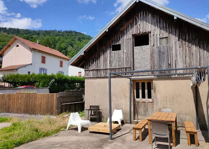 Apartment Vue Sur La Montagne Au Centre De *