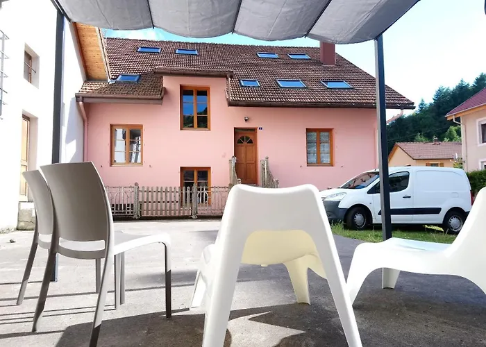 Vue Sur La Montagne Au Centre De Apartment *